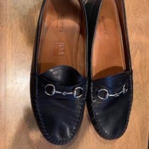 GUCCI LEATHER DRIVING LOAFER SIZE 39.5
